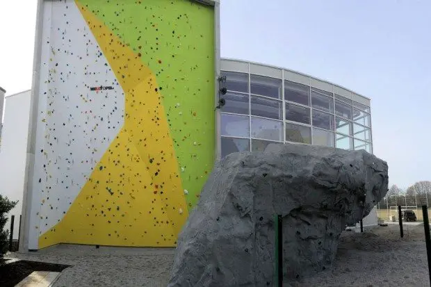 Kletter und Boulderzentrum SVN Sportpark Aussen