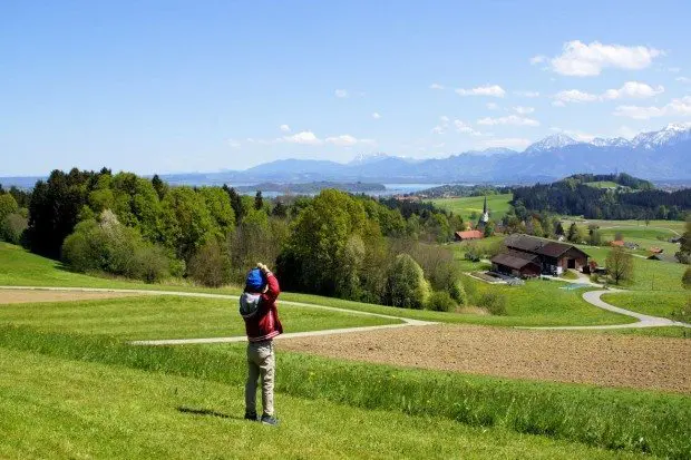 Ratzinger Höhe Kind Aussicht Chiemsee Ratzinger Höhe Kind Aussicht Chiemsee