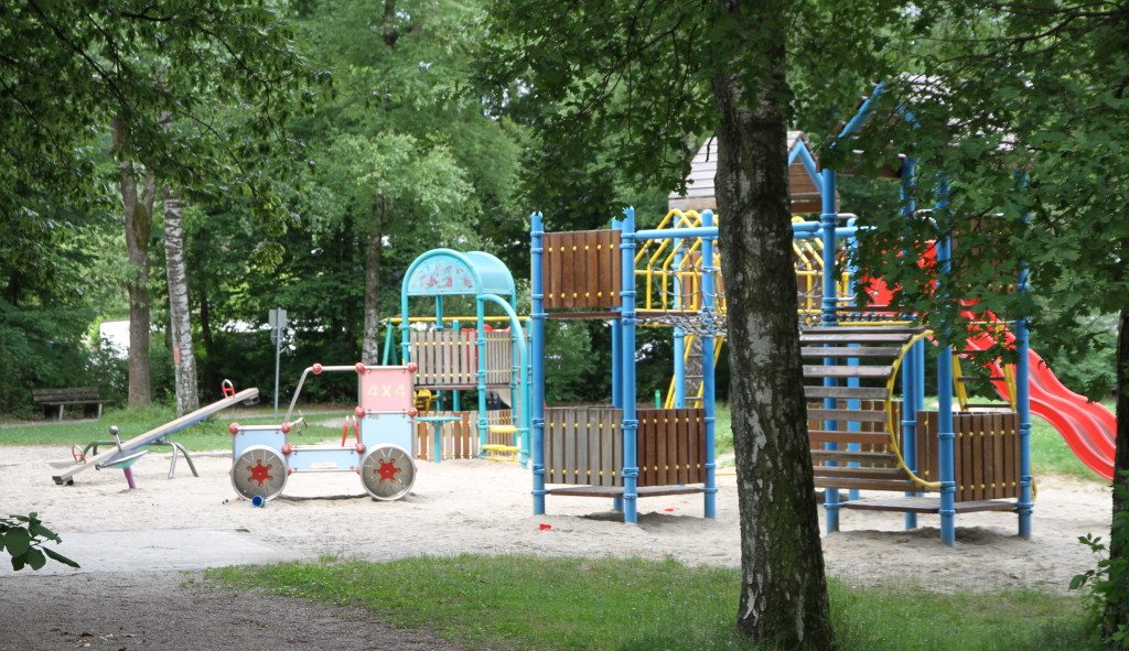 Spielplatz Graf Spee Platz Waldtrudering