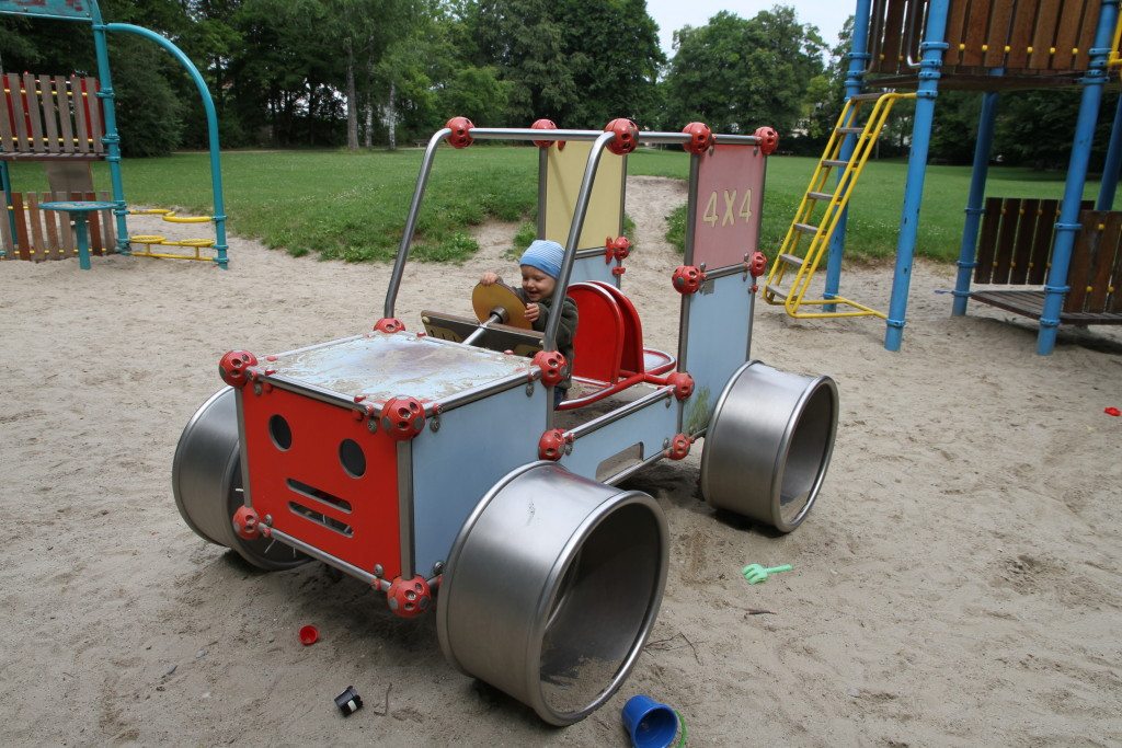 Spielplatz Graf Spee Platz Waldtrudering