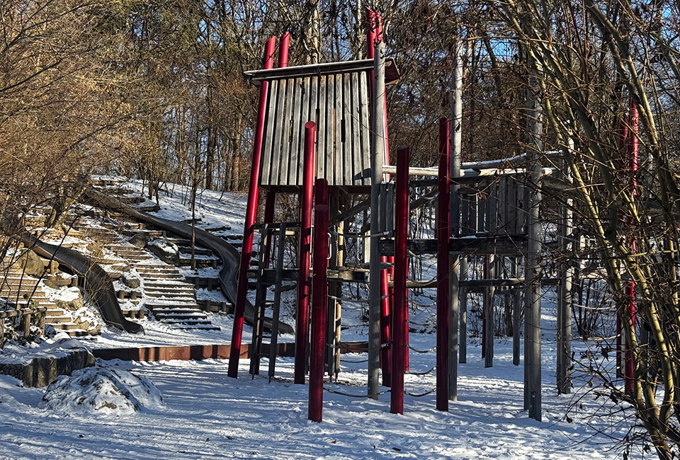 ostpark_spielplatz_winter