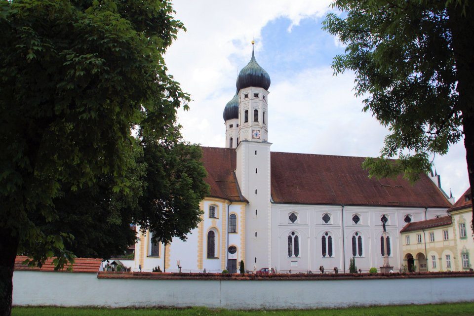 Kloster Benediktbeuern & Moorerlebnispfad KiMaPa