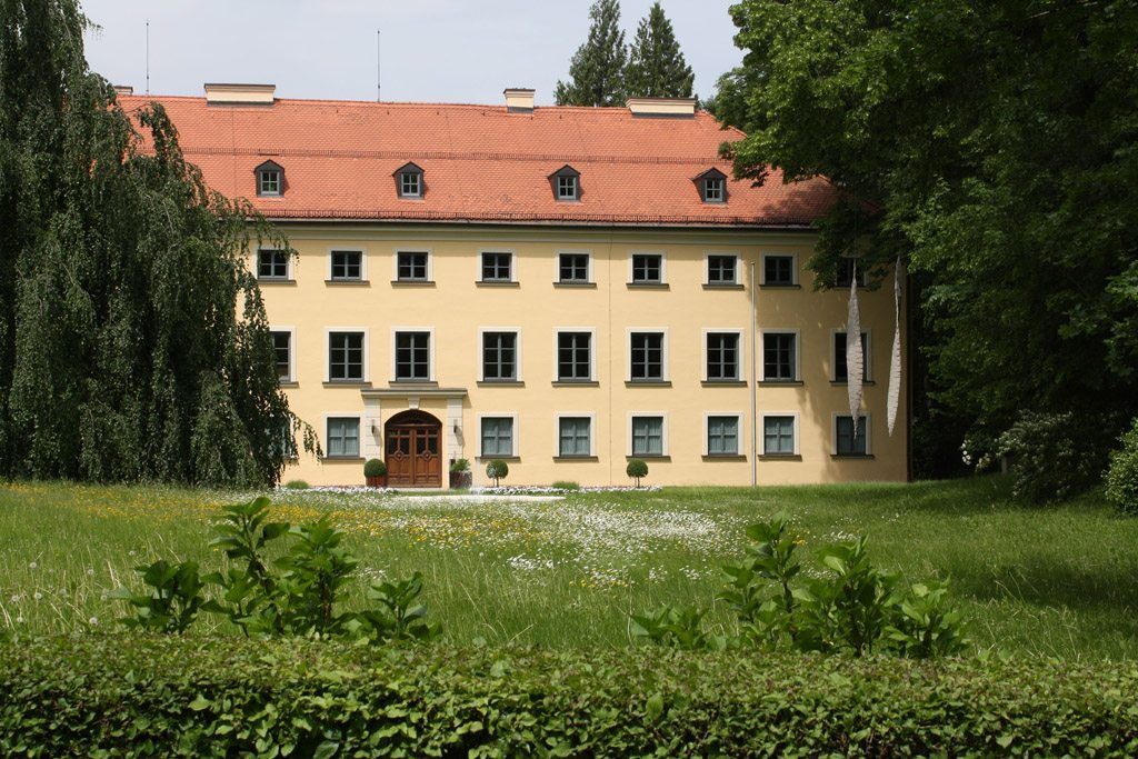 Schloss Rathaus Ismaning