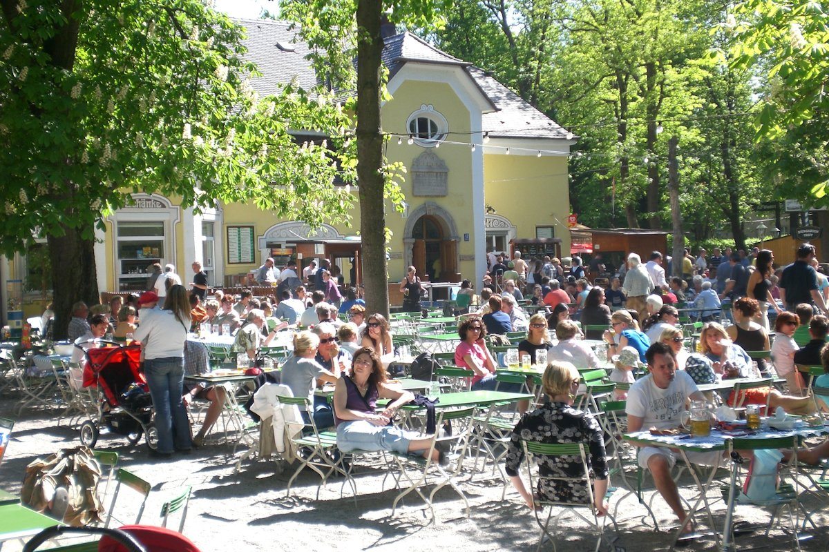 Taxisgarten Biergarten