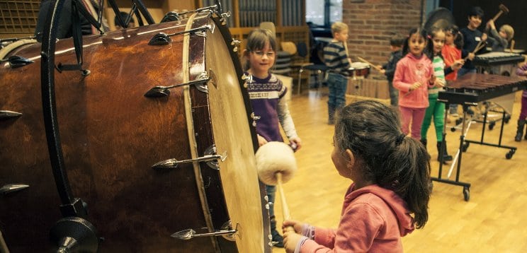 Kinder machen Musik im Gasteig