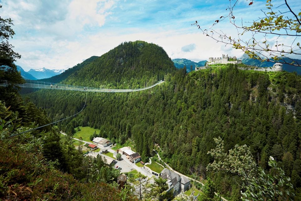 Burgwelt Hängebrücke Tirol