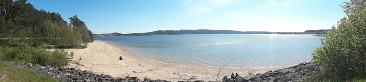 bromachsee-panorama-wasser