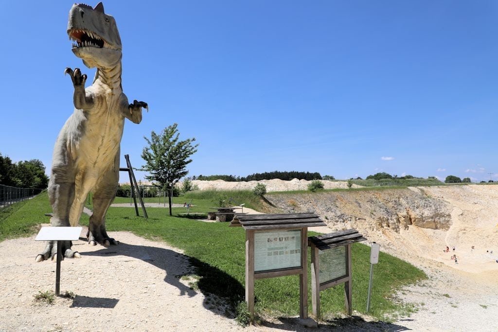 steinbruch-eichstaett-blumenberg-dino