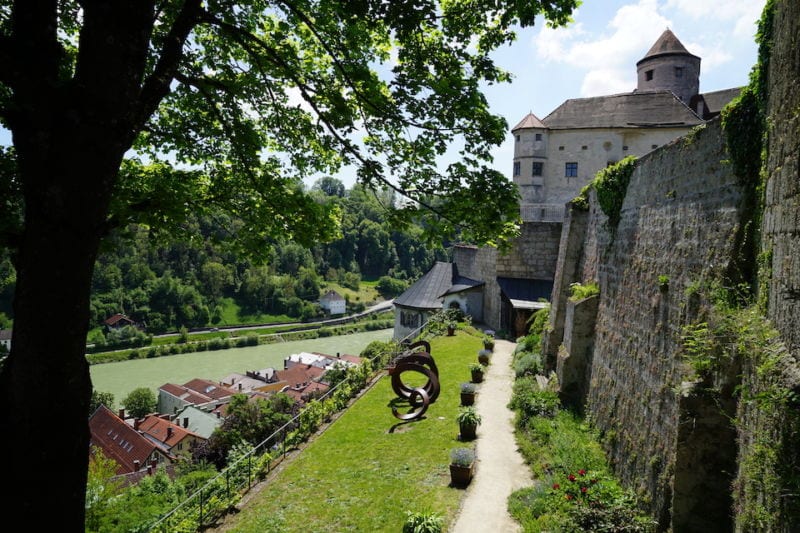 Burg_Burghausen-Kunstwerk