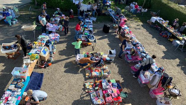 flohmarkt tische