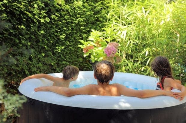 whirlpool_aufblasbar_wasserspass