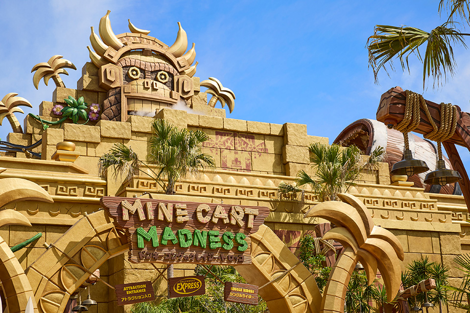 universal_studios_mine cart