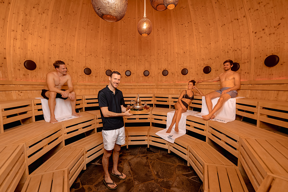 Therme Erding_VitalOase_Kugulus_Teezeremonie