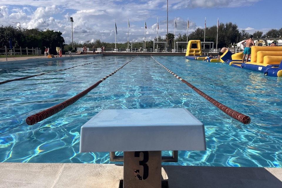 Albarella-schwimmbad-schwimmbahn