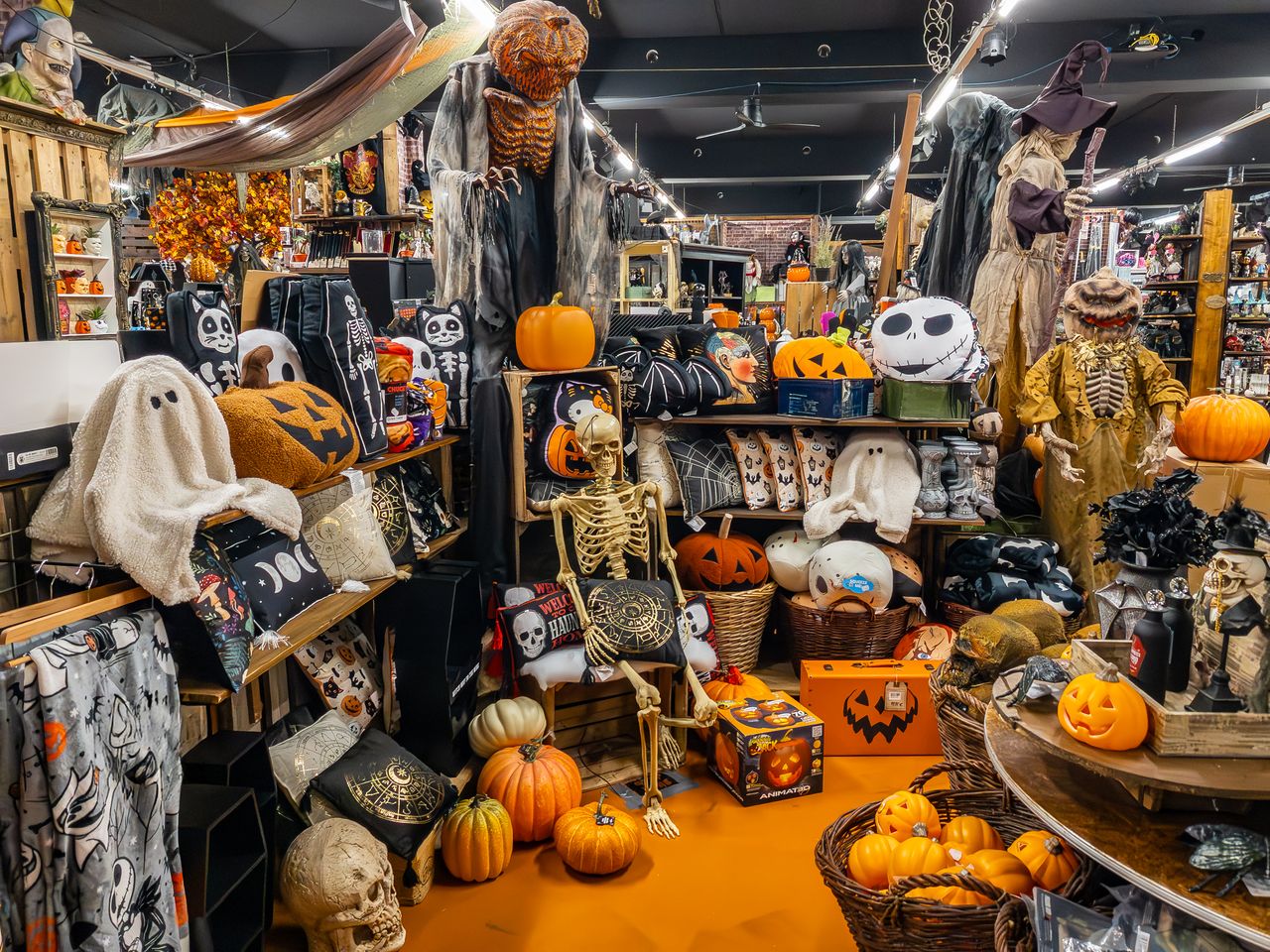 horror-shop_halloween_8