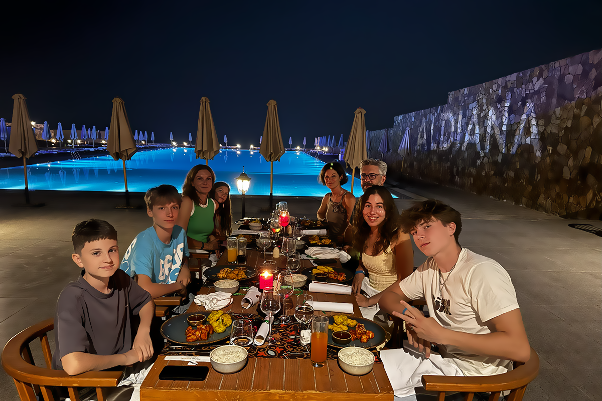 aldiana_naga_bay_spezialitaetenrestaurand_familie