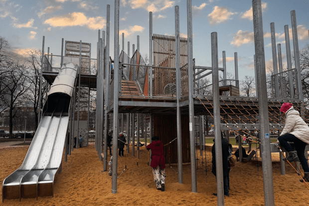 spielplatz theresienwiese_1_2025
