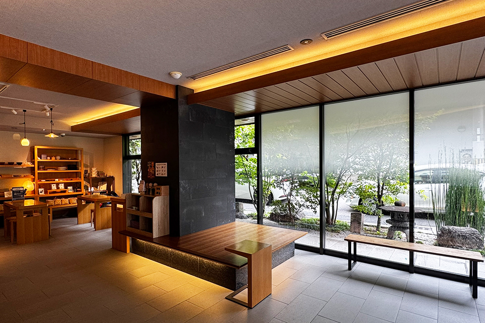 mimaru_suites_kyoto_shijo_lobby